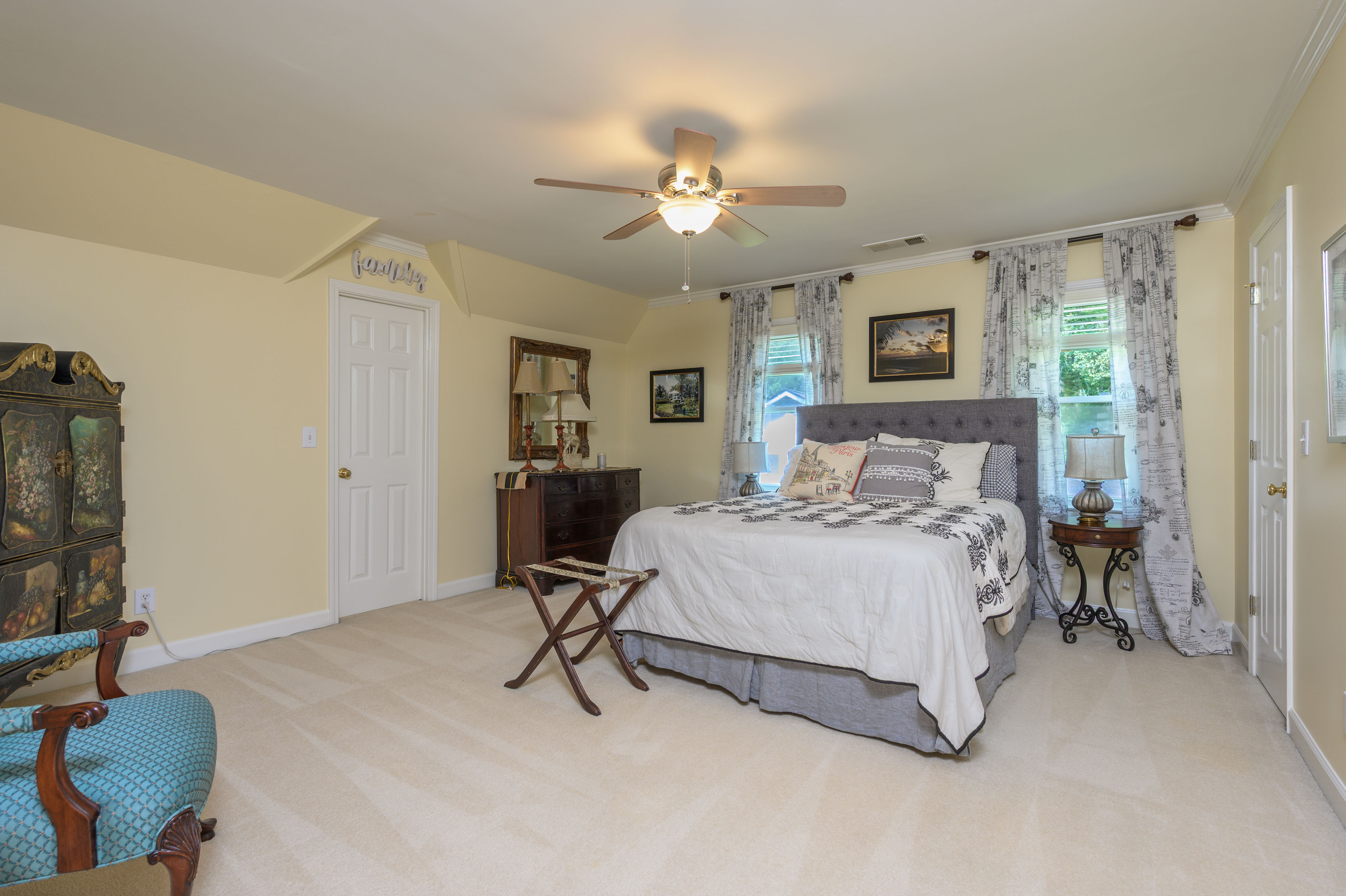 1811 Snug Harbor Drive image 25